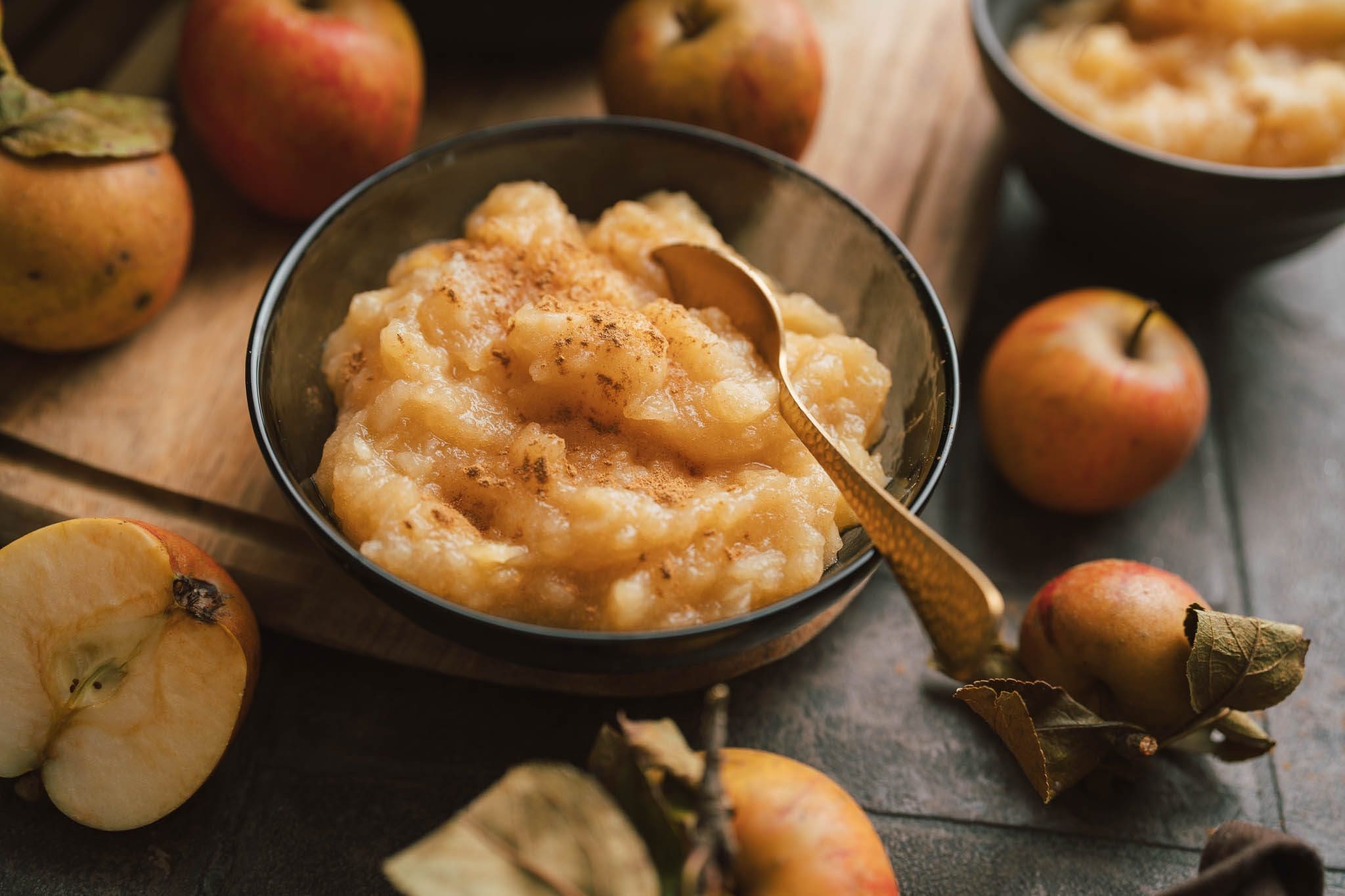 Oma Lores Apfelkompott | Einfaches Herbstrezept fürs ganze Jahr 5 Apfelkompott Oma Lore 6 | Herbst im Glas: Oma Lores Apfelkompott – fruchtig, zimtig und in 20 Minuten fertig