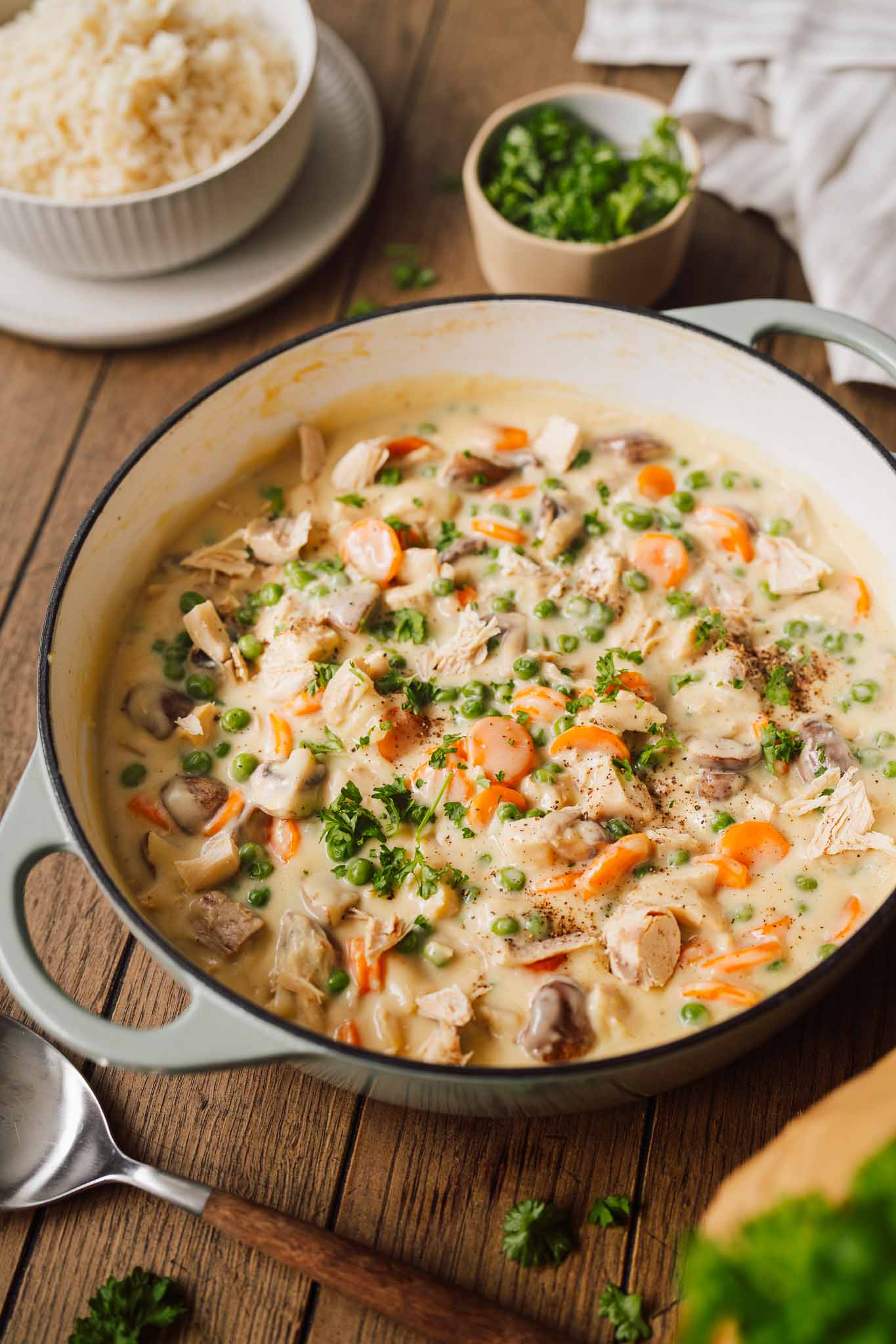 Oma Lores Hühnerfrikassee | Traditionelle Resteverwertung 12 Oma Lores Hühnerfrikassee | Traditionelle Resteverwertung