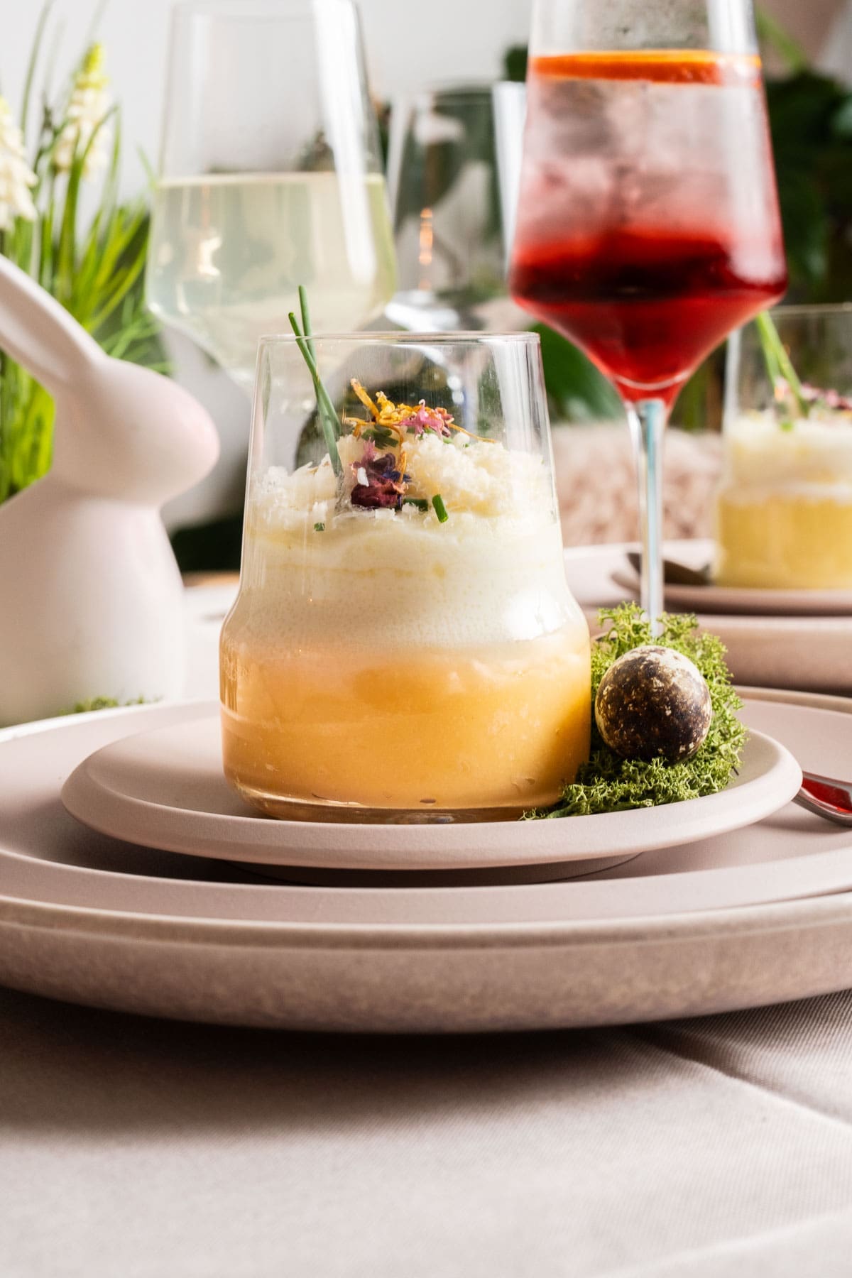 Ei im Glas mit Kartoffelpüree – Einfaches Rezept für den Osterbrunch 2 Entdeckt unser Rezept für Ei im Glas mit cremigem Kartoffelpüree. Perfekt vorzubereiten und ideal für den (Oster)brunch – so einfach geht's!