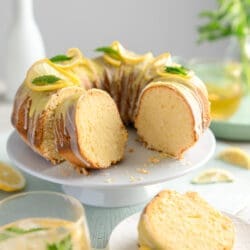 Saftiger Zitronen-Guglhupf | Eine Neuauflage! 9 Saftiger Zitronen-Guglhupf: Einfaches Rezept für einen erfrischenden Kuchen mit intensivem Zitronengeschmack. Perfekt für jede Kaffeetafel.