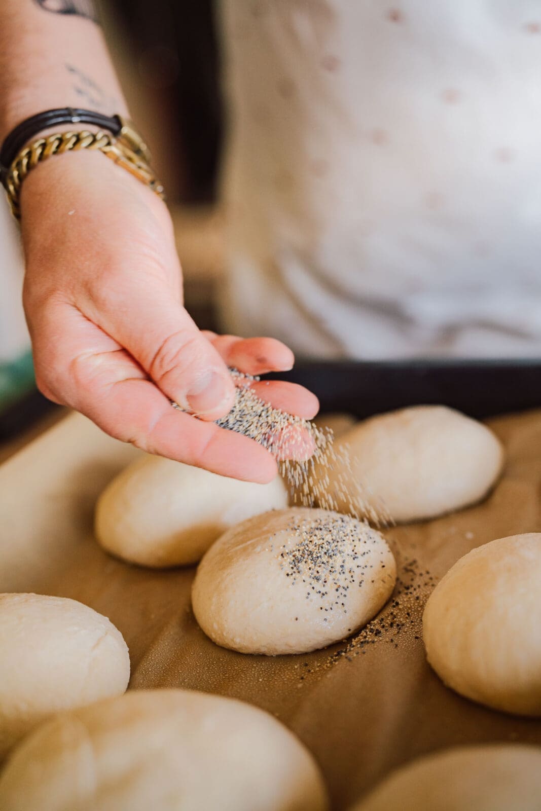 Rezept für fluffige dänische Kartoffelbrötchen direkt aus dem Ferienhaus! Unsere Frühstücksidee für den perfekten Urlaubsgenuss.