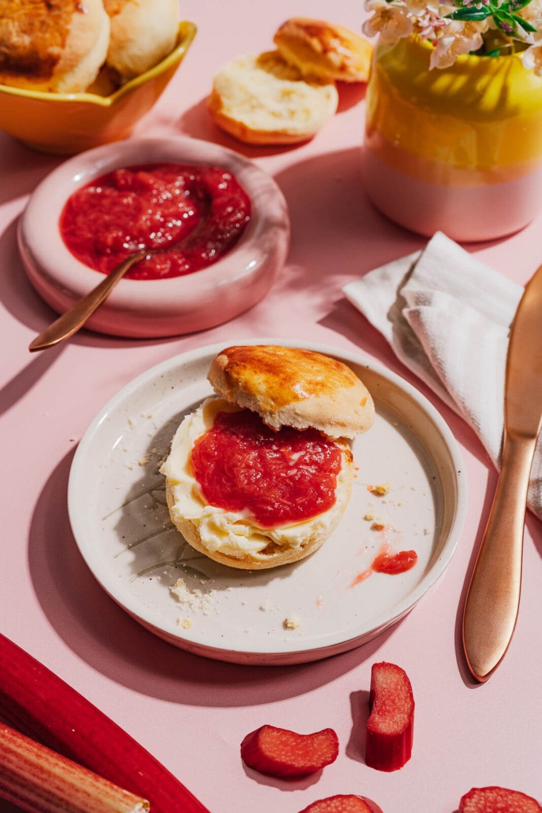Scones aus der Heißluftfritteuse goldbraun und fluffig gebacken