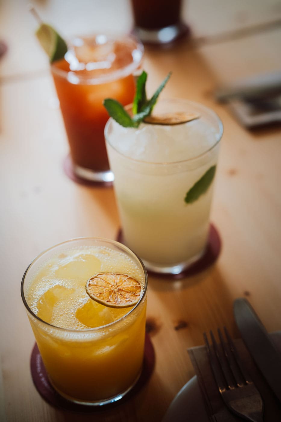 Mallorca2025 047 | Die Mallorca Nebensaison ist so viel mehr als nur Ballermann, Schinkenstraße und Party-Tourismus! Wie ist das bei euch? Habt ihr bei Mallorca auch zuerst die überfüllten Strände und lauten Bars im Kopf? Dann lasst euch von uns auf eine Reise mitnehmen, die euer Bild von der Lieblingsinsel der Deutschen komplett verändern wird. Wir waren nun schon mehrfach dort und haben bei jedem Besuch tiefere Einblicke in die echte und authentische Seite dieser fantastischen Insel bekommen. Und ganz wichtig: Wir reisen immer in der Mallorca Nebensaison!&nbsp;Das ist der Schlüssel, um die versteckten Schätze wirklich zu erleben.&nbsp; Wir zeigen euch unsere persönlichen Geheimtipps für Restaurants, charmante Orte und einzigartige Läden fernab vom Trubel. Jetzt geht's also los mit jeder Menge Genuss und vielen tollen Erlebnissen.