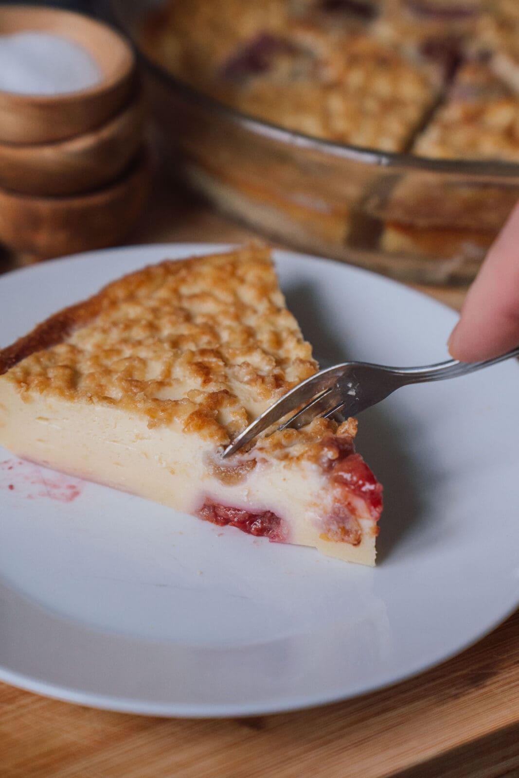 Unser Far Breton Rezept. Bretonischer Pflaumenkuchen, mit frischen oder Trockenpflaumen in Armagnac. Saftig, simpel, zum Verlieben.