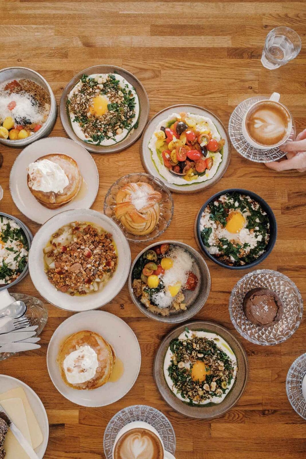 Vielfältiges Frühstück an Dänemarks Nordwestküste – regionaler Genuss zwischen Fjand, Holstebro und Lemvig.