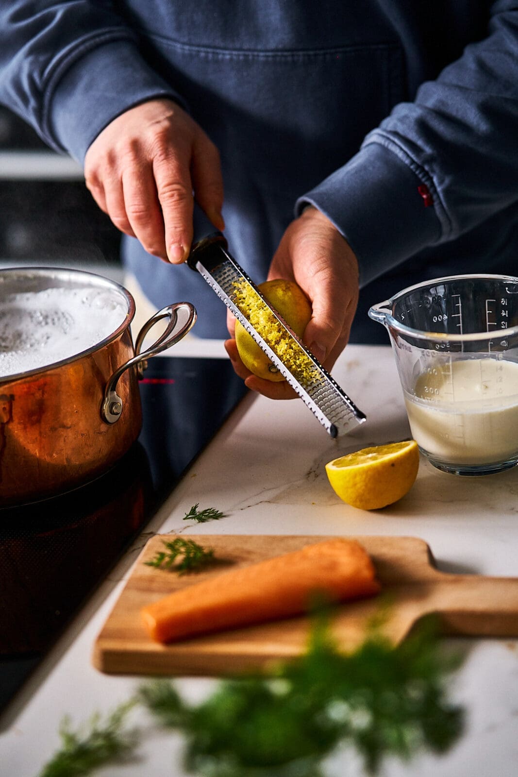 Pasta al Limone mit Lachs und cremiger Zitronensauce