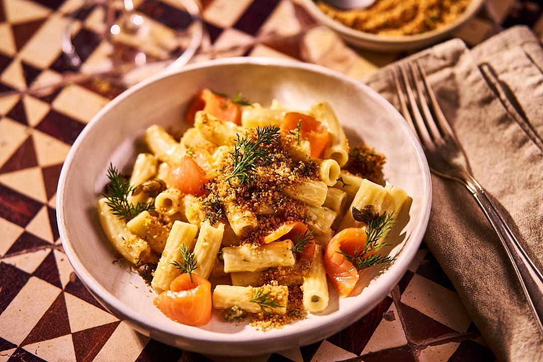 Pasta al Limone mit Lachs und cremiger Zitronensauce