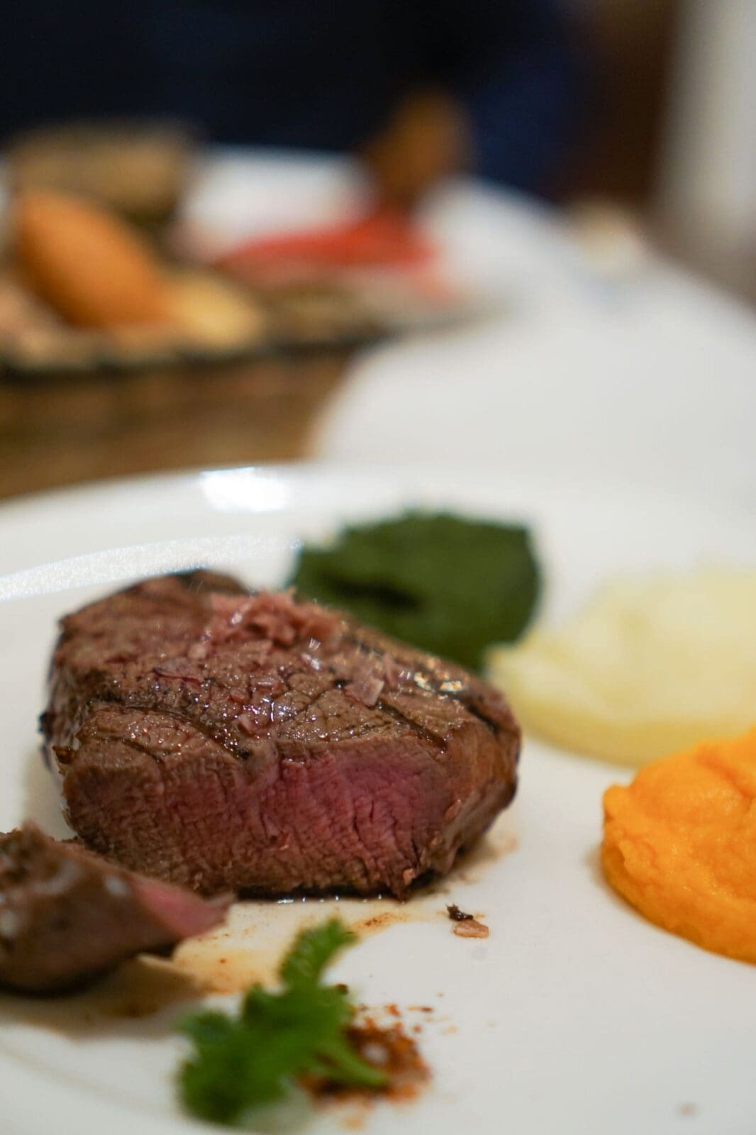 Barcelona Food Guide: Unsere Lieblingsorte in unserer Lieblingsstadt 13 Steak vom Holzkohlegrill im Patagonia Beef & Wine, Barcelona